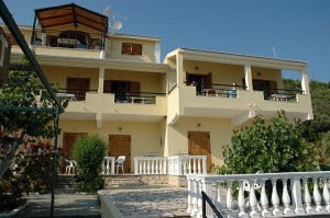 Appartements Katherina mit Gemeinschafts-Terrasse vornedran