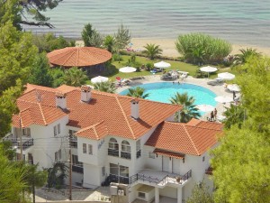 Rückansicht Hotel Lily Ann Beach auf Sithonia