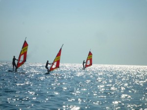 Surfen lernen im Urlaub Sithonia